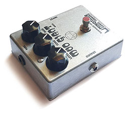 Minotaur Sonic Terrors Mud Giant effect pedal stompbox fuzz super superfuzz doom stoner metal electric guitar bass black sabbath electric wizard